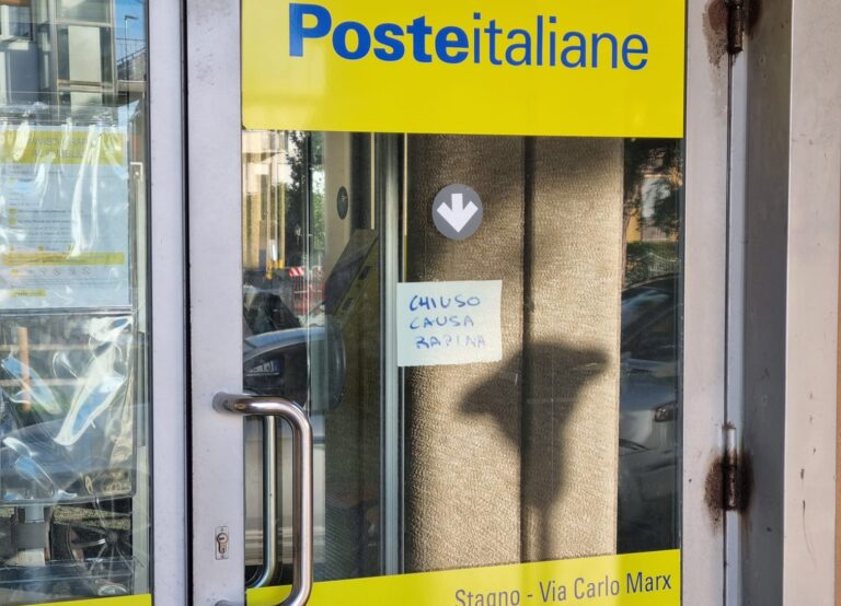 Armati di pistola, rapinano l’ufficio postale di Stagno