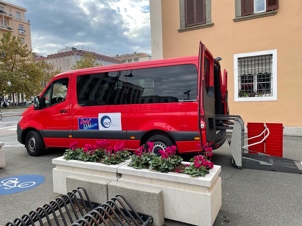 Taxi Social a Livorno: il servizio gratuito per le festività natalizie