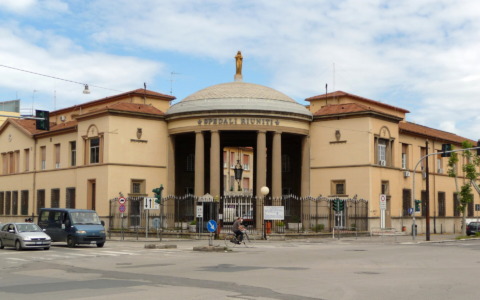 Intossicazione alimentare a Livorno, colpiti partecipanti a torneo di scacchi