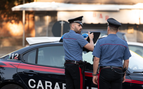 Livorno, una donna di 70 anni vittima di truffa in casa: sottratti 5mila euro