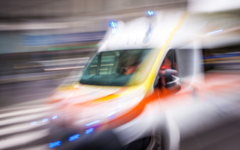 Toscana: due operai feriti in gravi incidenti a Carrara e Livorno