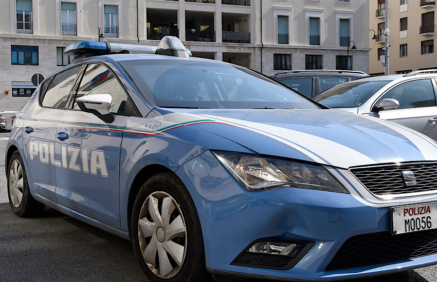 Furto di cellulare durante un trasloco: richiesta di riscatto a Livorno